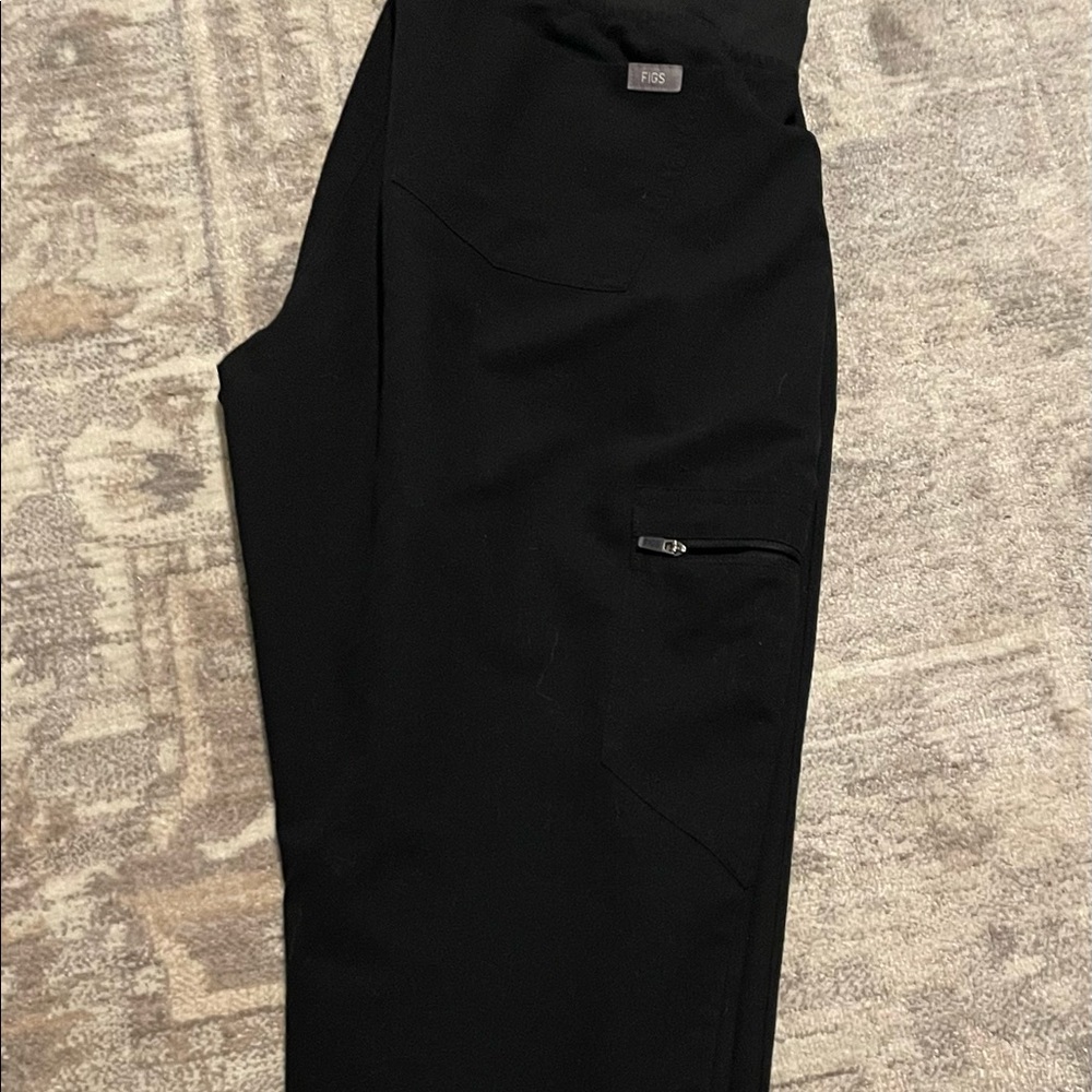 FIGS Zamora jogger scrubs